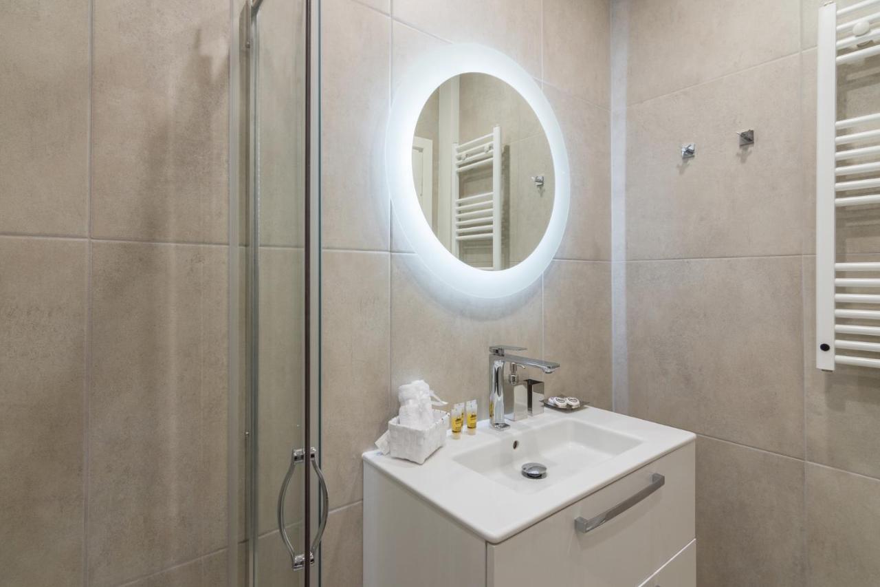 Beautiful Apartment In The Center Of Atenas Exterior foto